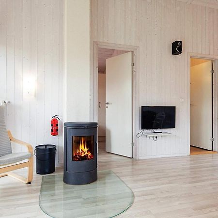 5 Person Holiday Home In Gromitz Bagian luar foto